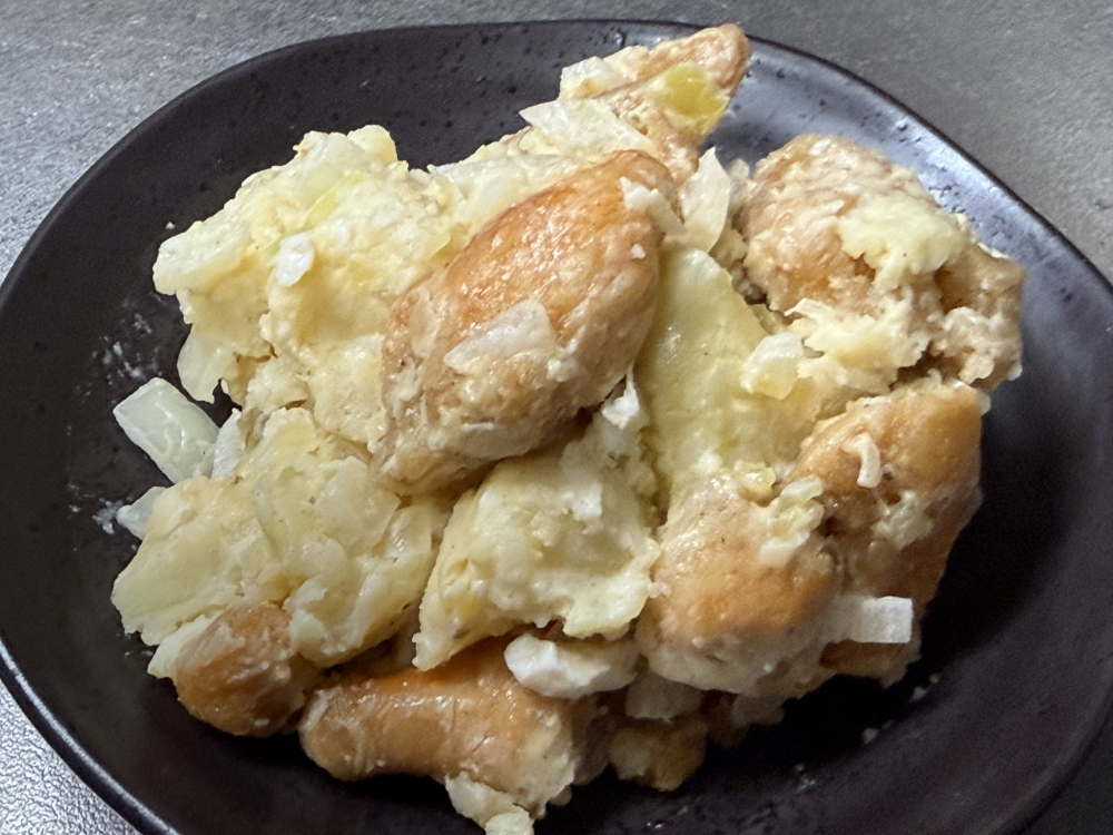 【閲覧注意】カロリーの暴力！揚げ鶏がゴロゴロ潜む「悪魔のポテサラ」