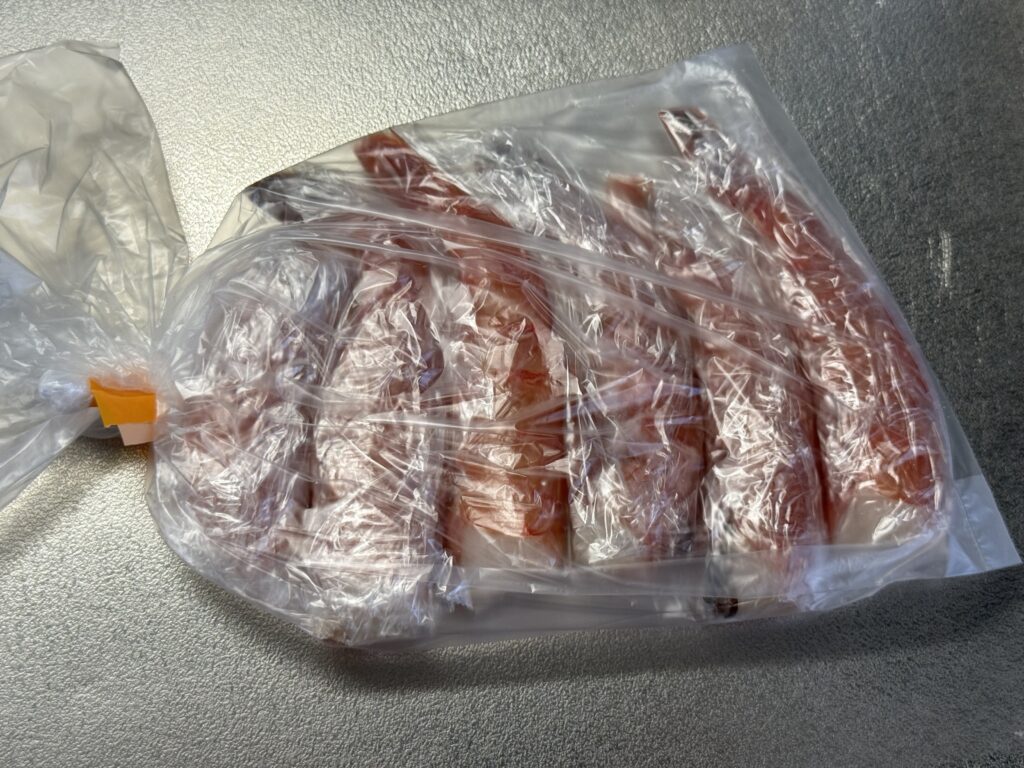 【海老の魔導】有頭海老は「バラして冷凍」が正解！？旨みを1ミリも逃さない究極の保存ライフハックなんだよぉぉ！！